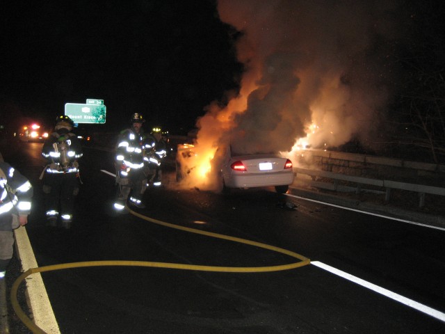 CAR FIRE SAW MILL RIVER PARKWAY SOUTH BOUND